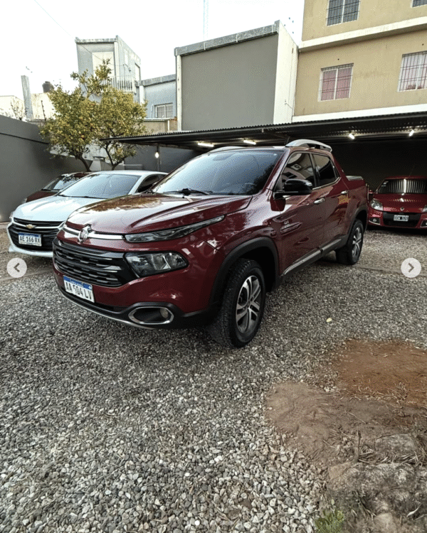 Fiat Toro Volcano AT9 2017 