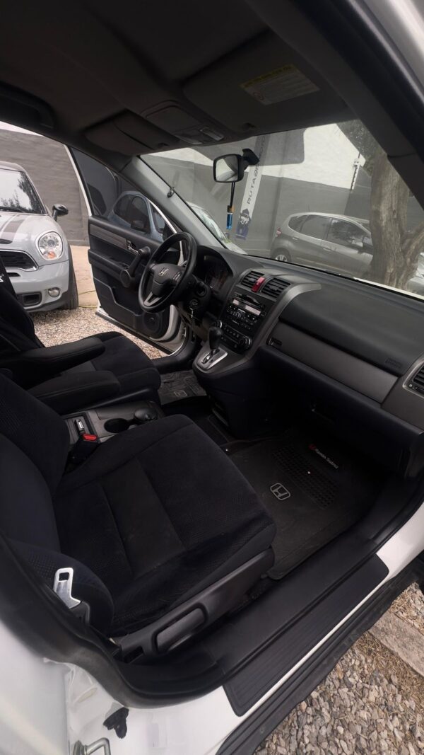 Honda CR-V 2010 - Image 4