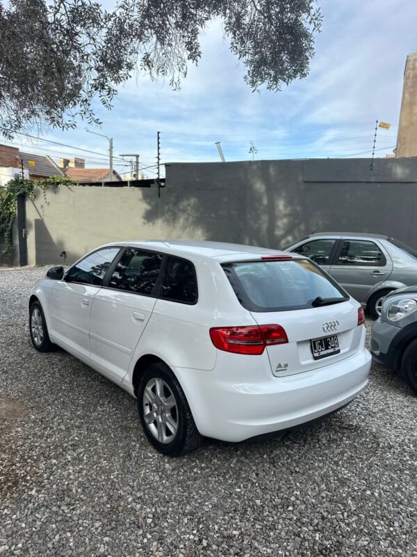 Audi A3 1.6 Sportback 2010 - Image 6