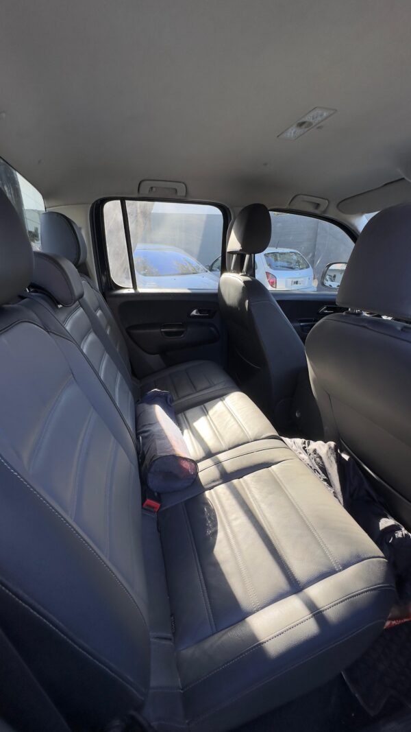 Volkswagen Amarok Highline 4x4 Automática 2019 - Image 7